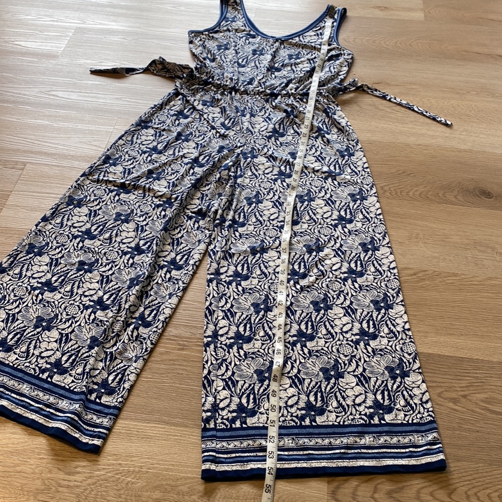 Max Studio Sleeveless Cropped Jumpsuit - Picture 12 of 14